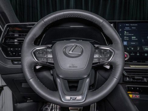 Used 2026 Lexus TX 500h AWD image 18