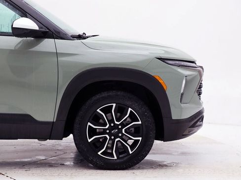 Used 2024 Chevrolet TrailBlazer ACTIV w/ Convenience Package image 4