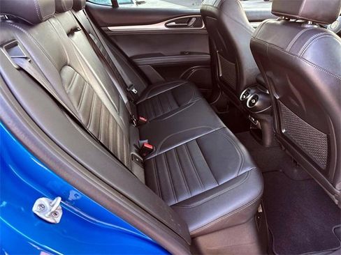 Used 2024 Alfa Romeo Stelvio Veloce image 16