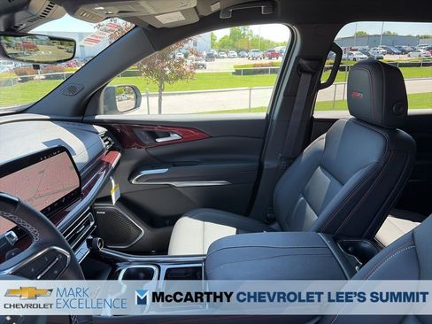 New 2026 Chevrolet Traverse Z71 w/ Enhanced Driving Package AWD/4WD image 52