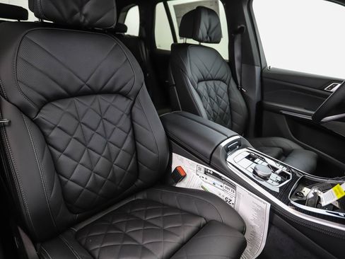 New 2026 BMW X5 xDrive40i w/ M Sport Package image 30