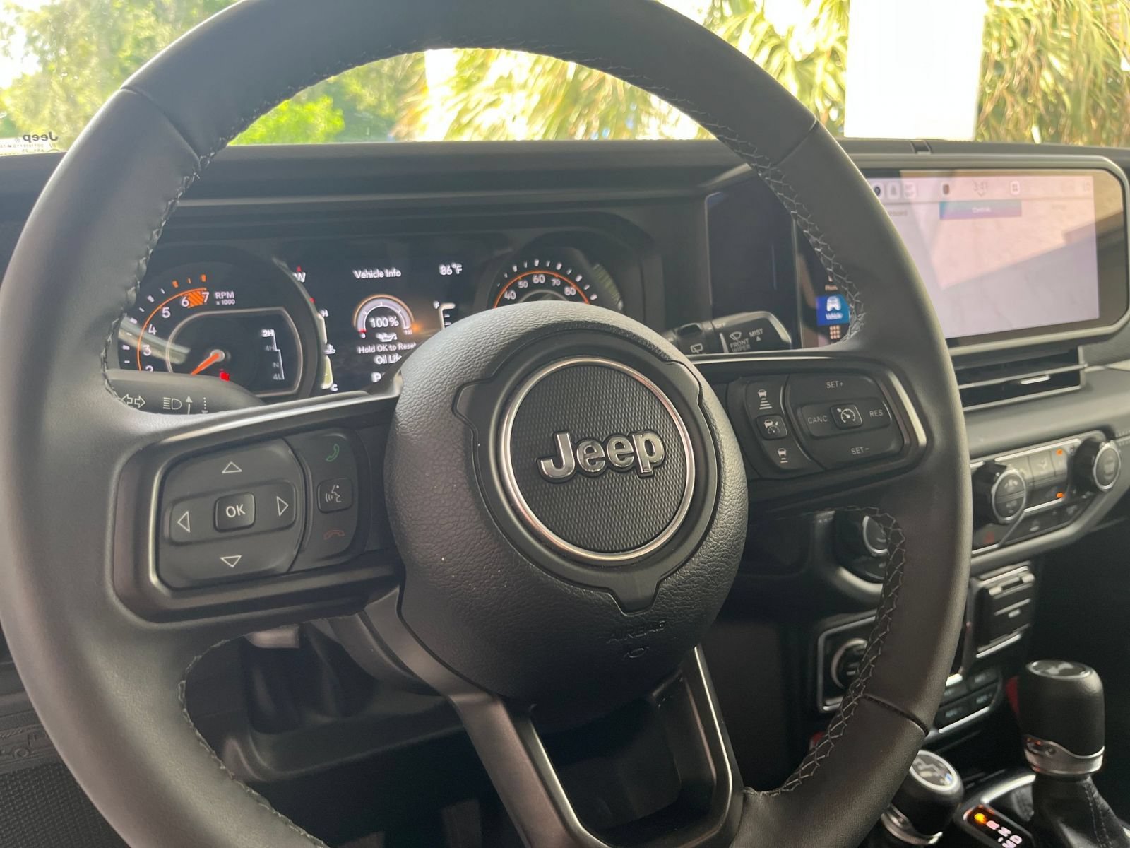 Used 2026 Jeep Wrangler Unlimited Rubicon AWD/4WD image 26
