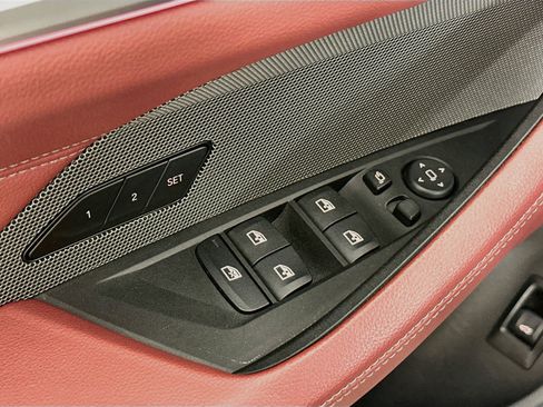 Used 2023 BMW i4 eDrive35 w/ Premium Package RWD image 15