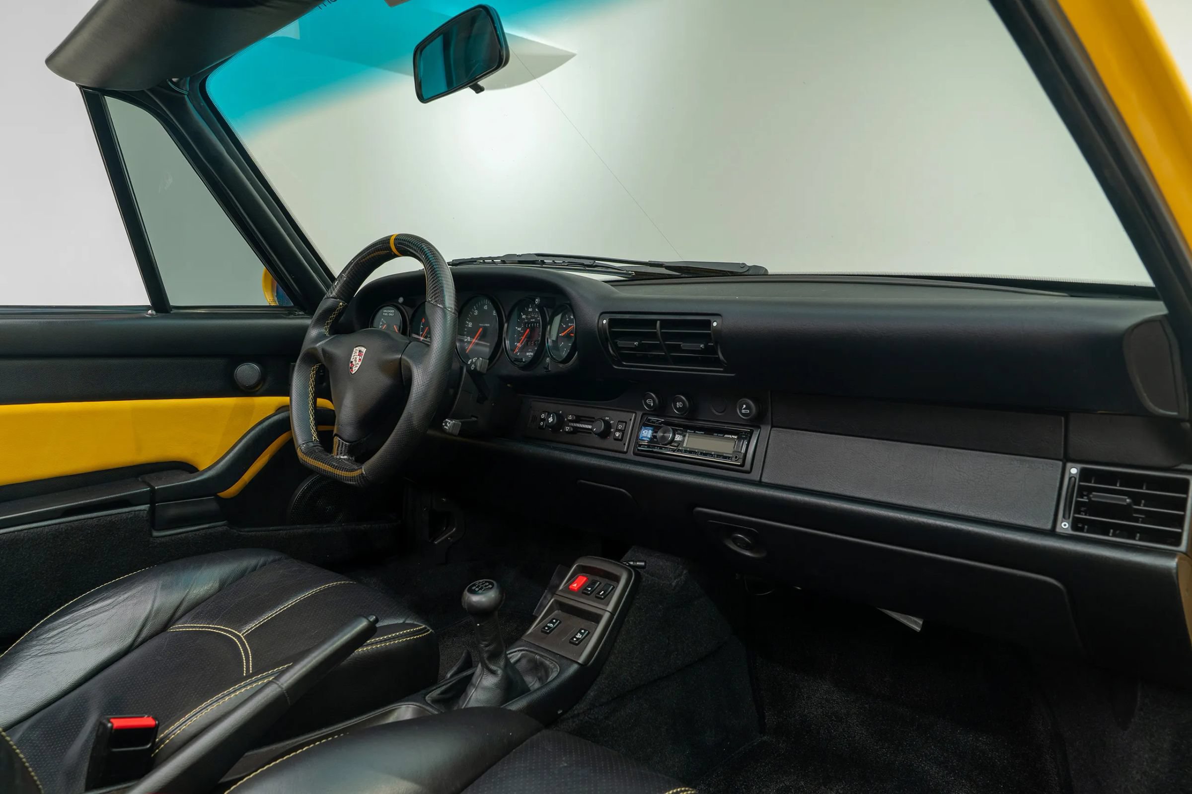 Used 1995 Porsche 911 Cabriolet image 13