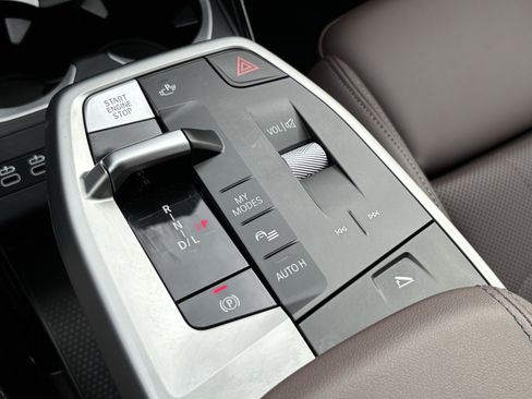 Certified 2025 BMW X1 xDrive28i image 25