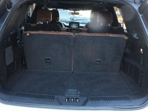 Used 2020 Lincoln Aviator Reserve w/ Equipment Group 201A image 10