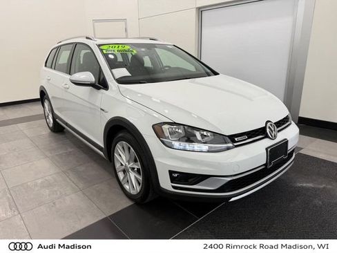Used 2019 Volkswagen Golf Alltrack SE AWD/4WD image 1