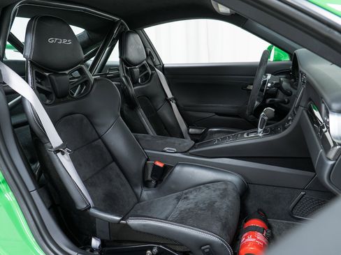 Certified 2016 Porsche 911 GT3 RS image 28