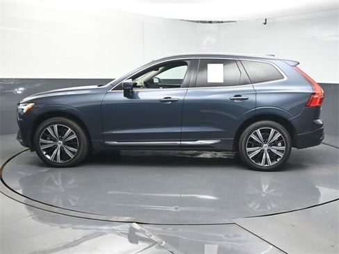 Certified 2022 Volvo XC60 B6 Inscription w/ Advanced Package image 5