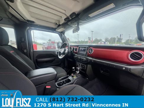 Used 2020 Jeep Wrangler Rubicon w/ Cold Weather Group AWD/4WD image 18