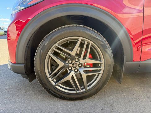 Certified 2025 Ford Explorer ST image 11