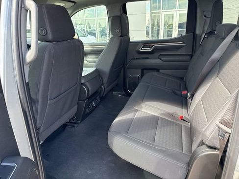 Used 2025 Chevrolet Silverado 1500 LT AWD/4WD image 10