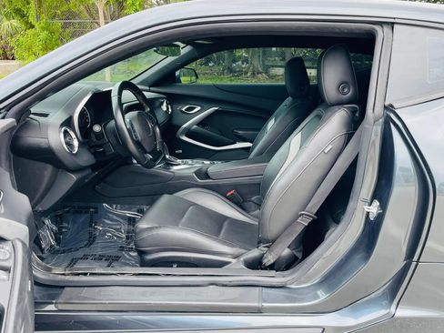 Used 2022 Chevrolet Camaro LT w/ RS Package RWD image 9