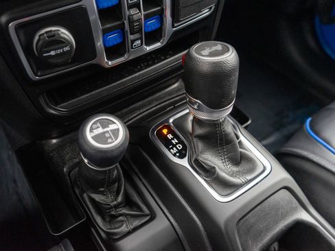 Used 2022 Jeep Wrangler Unlimited Sport image 20