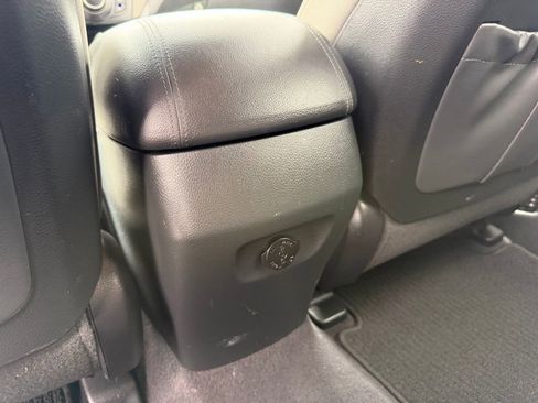 Used 2018 Hyundai Santa Fe Sport AWD/4WD image 7