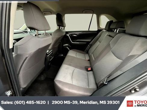 Used 2024 Toyota RAV4 XLE image 18