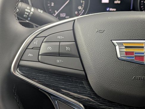 New 2026 Cadillac XT5 Premium Luxury w/ LPO, ONYX Package image 13