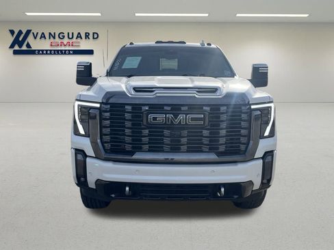 Used 2024 GMC Sierra 2500 Denali Ultimate image 10