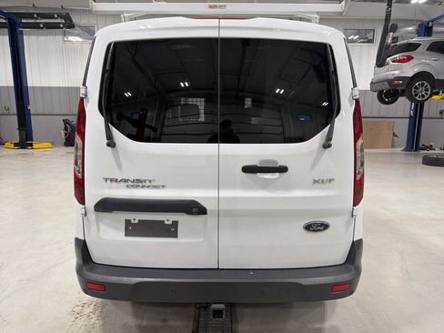 Used 2018 Ford Transit Connect XLT image 6