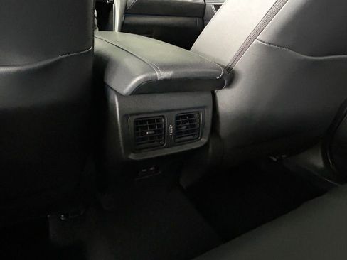 Used 2024 Toyota Venza LE image 45