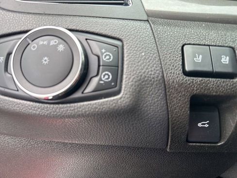 Used 2012 Ford Edge Sport w/ Canadian Touring Pkg AWD/4WD image 19