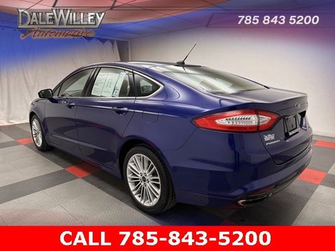 Used 2014 Ford Fusion SE w/ Equipment Group 202A image 4