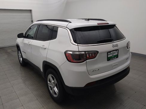 Used 2023 Jeep Compass Latitude AWD/4WD image 5