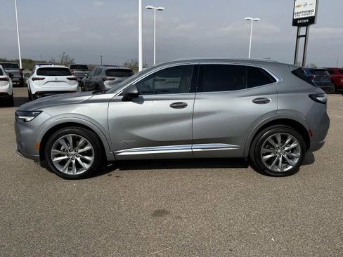 Used 2023 Buick Envision Avenir image 5