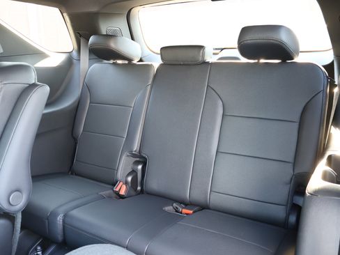 New 2026 Chevrolet Traverse High Country w/ LPO, Floor Liner Package image 24