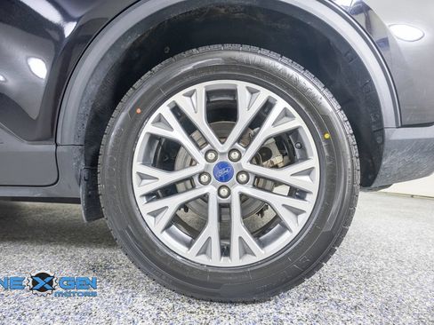 Used 2021 Ford Escape SEL w/ Technology Package AWD/4WD image 48