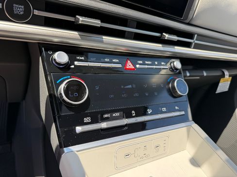 New 2027 Hyundai Santa Fe SEL FWD image 30