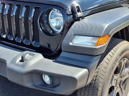 Used 2020 Jeep Wrangler Sport AWD/4WD image 28
