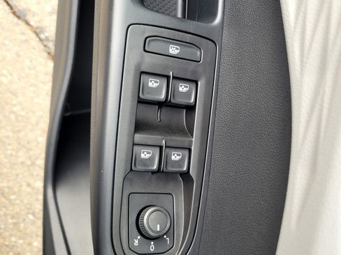 Used 2024 Volkswagen Taos S image 20