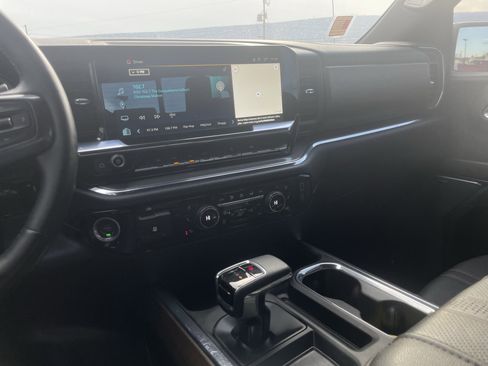 Used 2024 Chevrolet Silverado 1500 High Country w/ Technology Package image 22