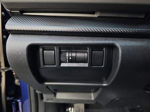 Certified 2025 Subaru Crosstrek 2.0i Premium image 26