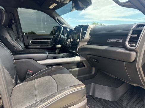 Used 2020 RAM 2500 Laramie w/ Night Edition AWD/4WD image 12