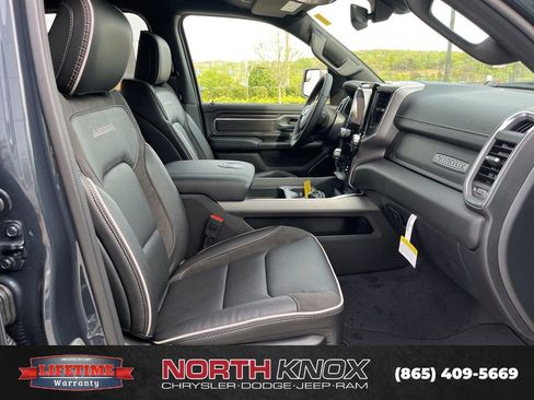 New 2026 RAM 1500 Laramie AWD/4WD image 25