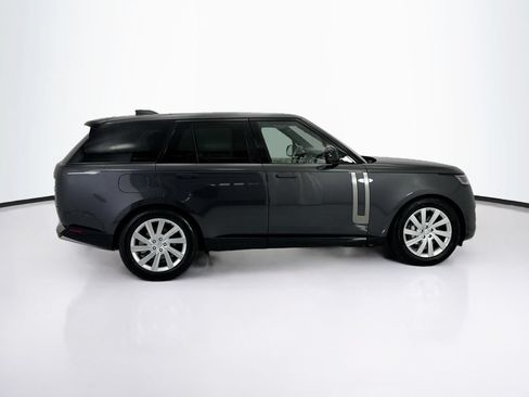Used 2023 Land Rover Range Rover SE AWD/4WD image 4