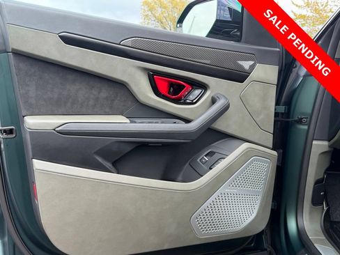Used 2024 Lamborghini Urus S AWD/4WD image 27
