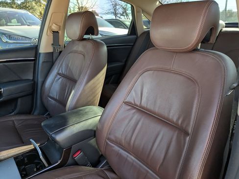 Used 2009 Hyundai Azera Limited w/ Ultimate Pkg 3 image 11