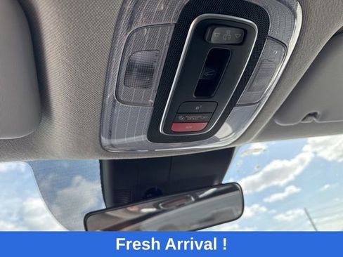 Used 2025 Hyundai Elantra SEL image 10