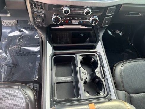 Used 2024 Ford F350 Platinum image 22