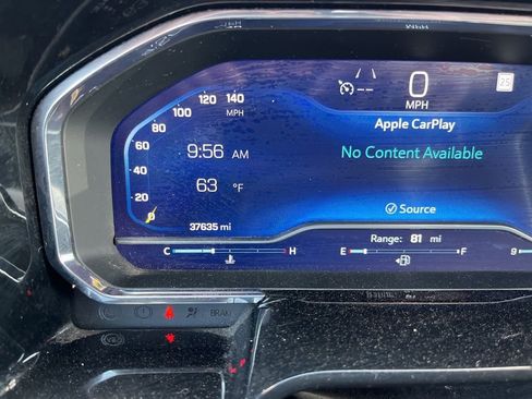 Used 2023 Chevrolet Silverado 1500 LT RWD image 10