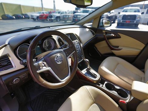Used 2013 Buick Verano Convenience image 4