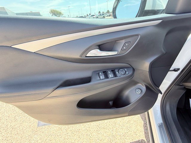 Used 2024 Buick Envista Avenir FWD image 10