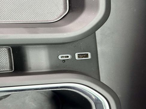 Used 2024 GMC Sierra 2500 Denali w/ Denali Reserve Package image 35