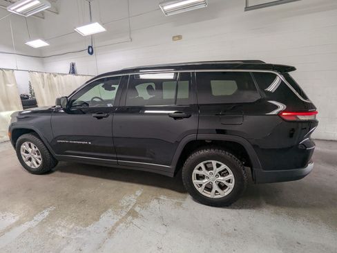 Used 2023 Jeep Grand Cherokee L Limited w/ Trailer Tow Group (B) AWD/4WD image 10