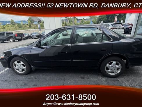 Used 1999 Honda Accord EX image 2