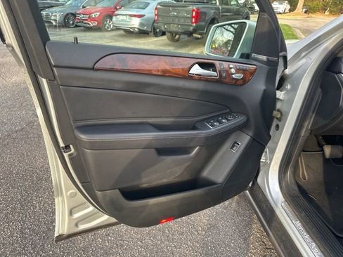 Used 2017 Mercedes-Benz GLE 350 4MATIC image 13