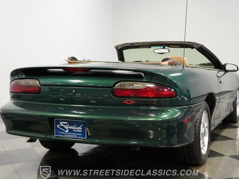Used 1995 Chevrolet Camaro Z28 RWD image 12